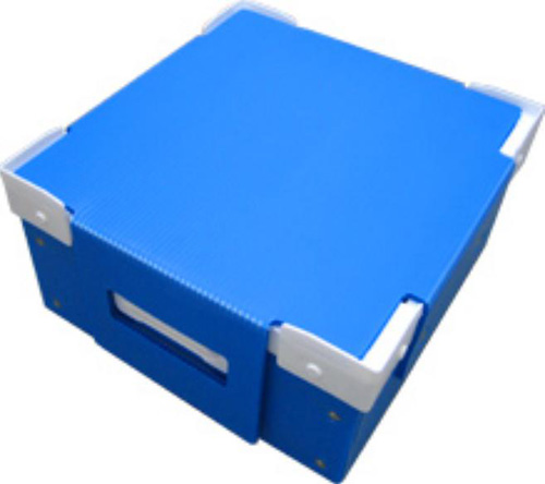 ���A����